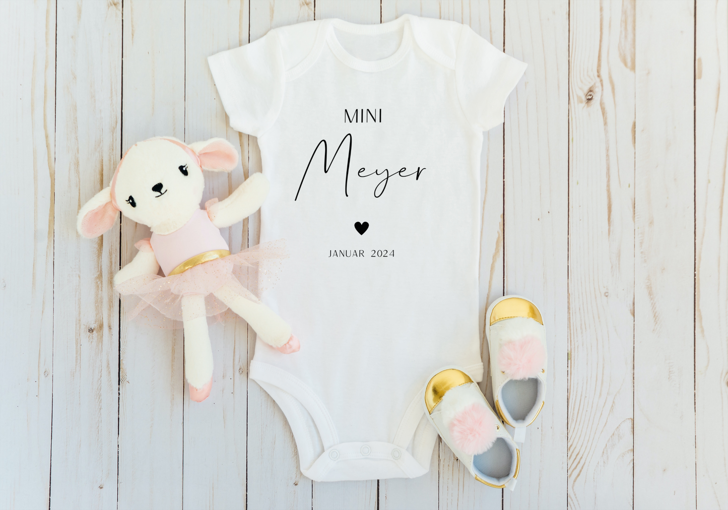 Baby bodysuit/newborn/mini name/pregnancy announcement/bodysuit/personalized/birth/gift