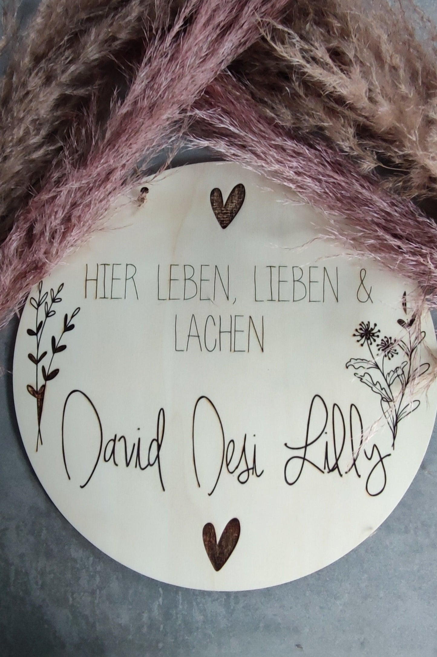 Schild Hier leben | lieben&lachen | personalisiertes Türschild | Türschild mit Spruch | Türschild aus Holz | Namensschild | Personalisiertes Holzschild