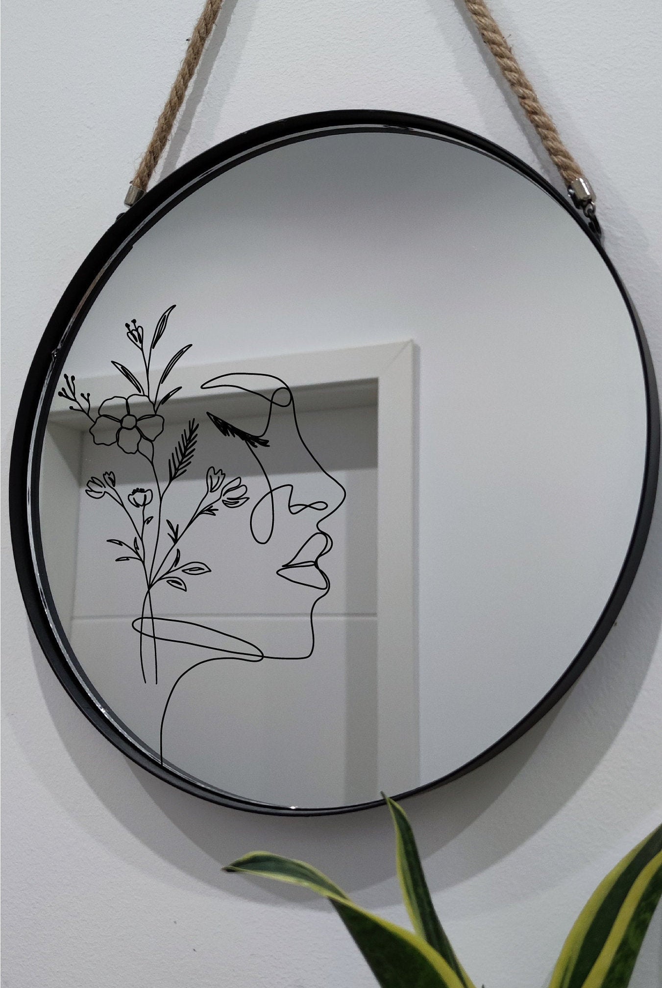 Spiegelaufkleber Lineart | Spiegelaufkleber 20cm | Sticker/Aufkleber | Dekoration | Geschenk | Geschenkidee | Badezimmer Deko | Spiegel Dekoration
