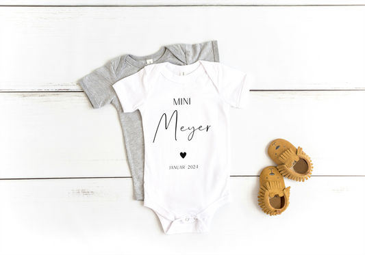 Baby bodysuit/newborn/mini name/pregnancy announcement/bodysuit/personalized/birth/gift