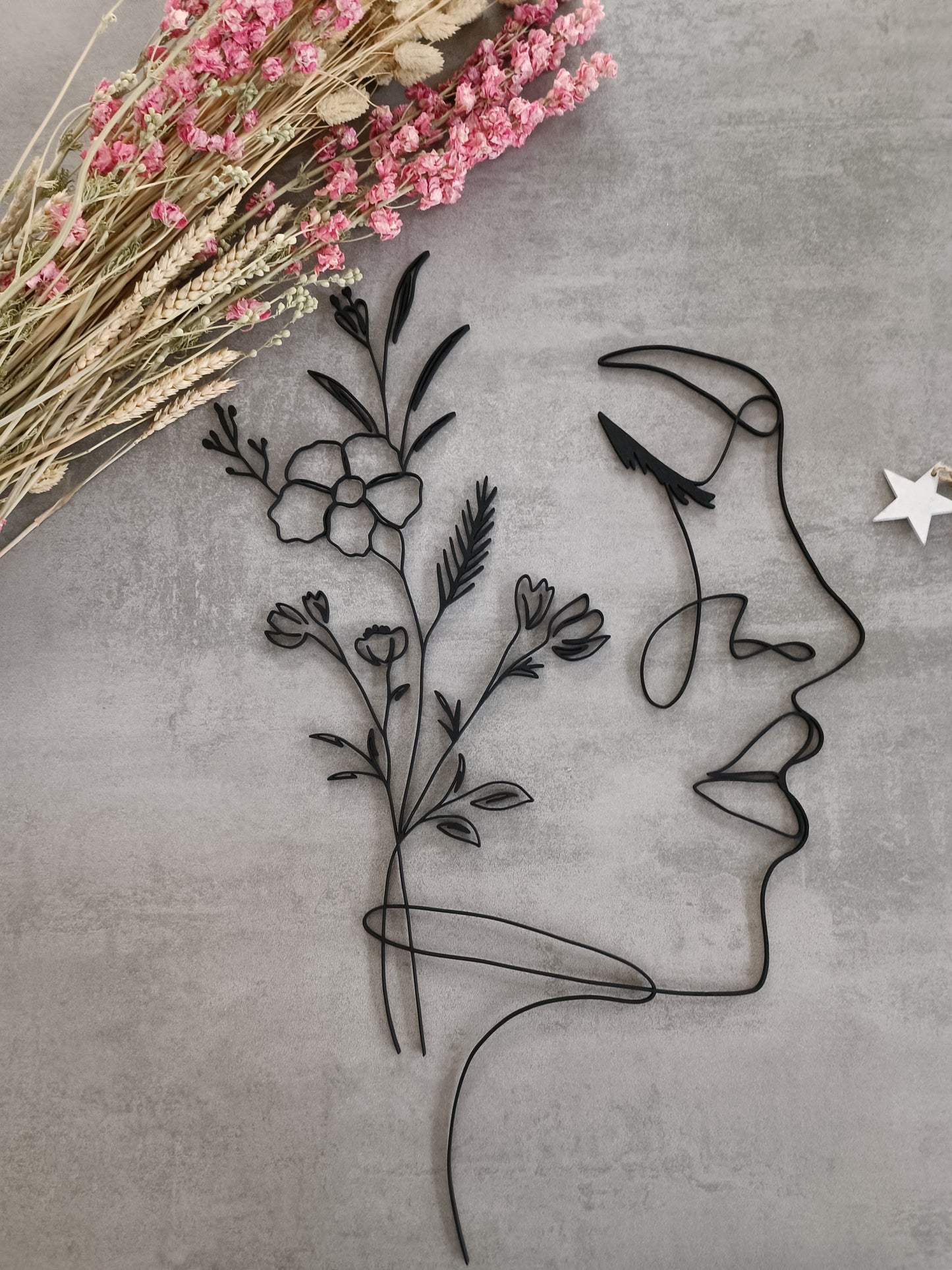 Linearte Wanddeko Gesicht mit Blumen aus Holz/Wandekoration/Wanddeko aus Holz