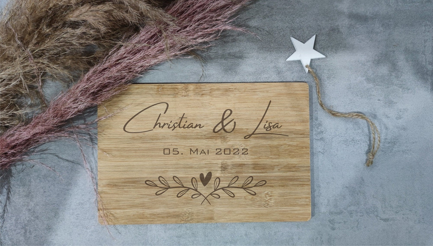 Brettchen mit euren Namen und Hochzeitsdatum / Frühstücksbrettchen / Hochzeit/ Hochzeitsgeschenk / Frühstücksbrettchen personalisiert / Holz